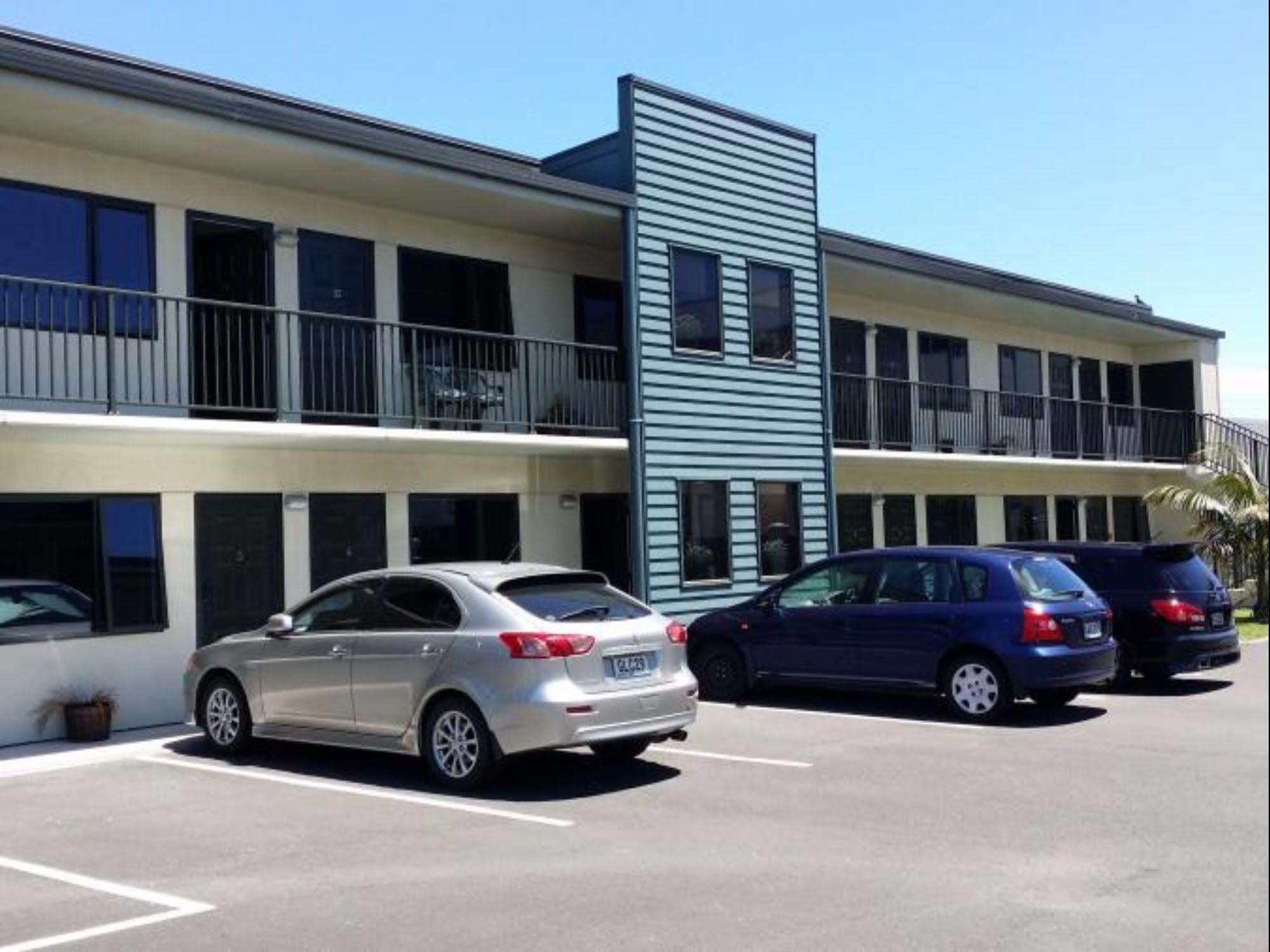 Asure Abode On Courtenay Motor Inn New Plymouth Buitenkant foto