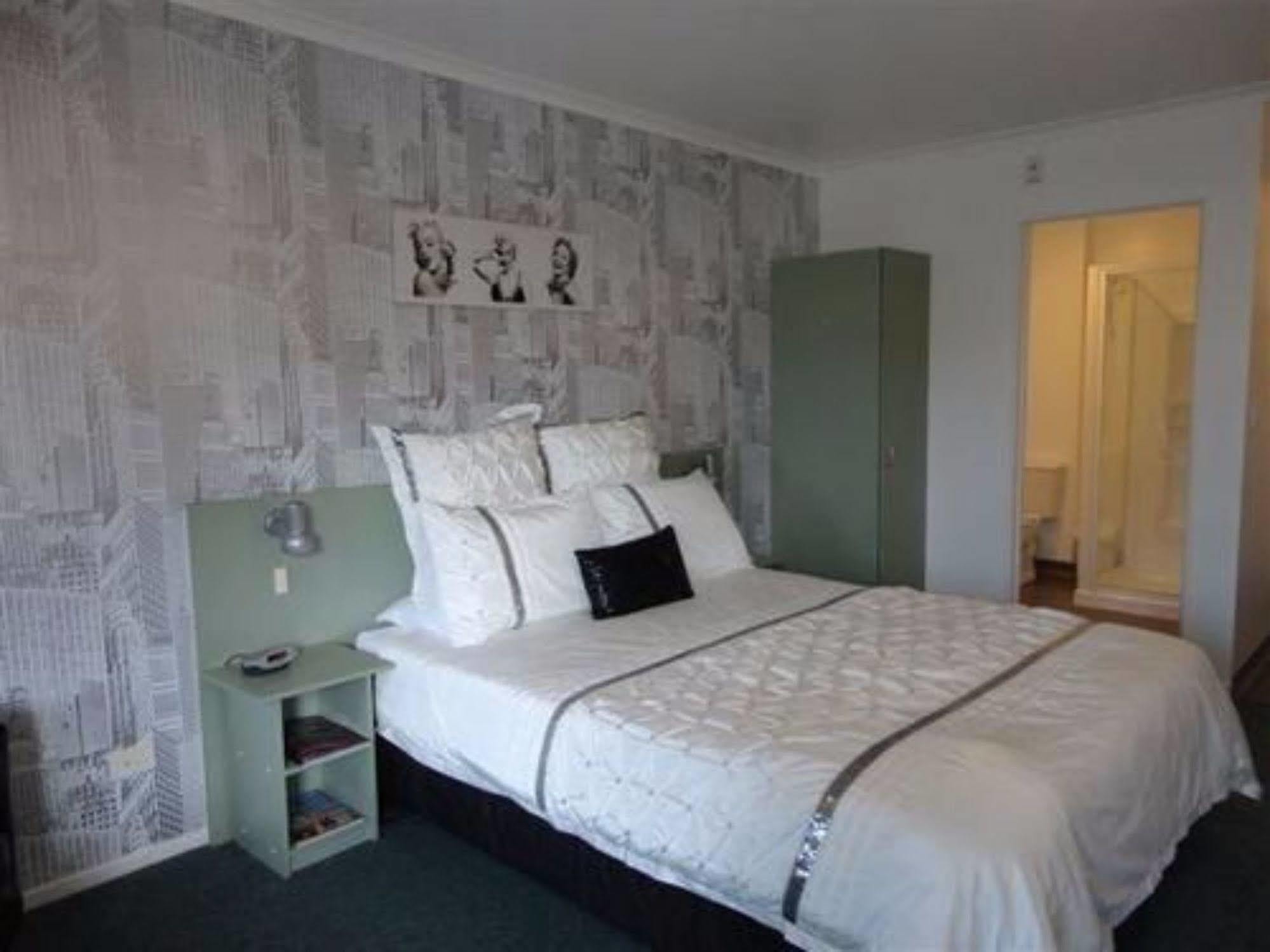 Asure Abode On Courtenay Motor Inn New Plymouth Buitenkant foto