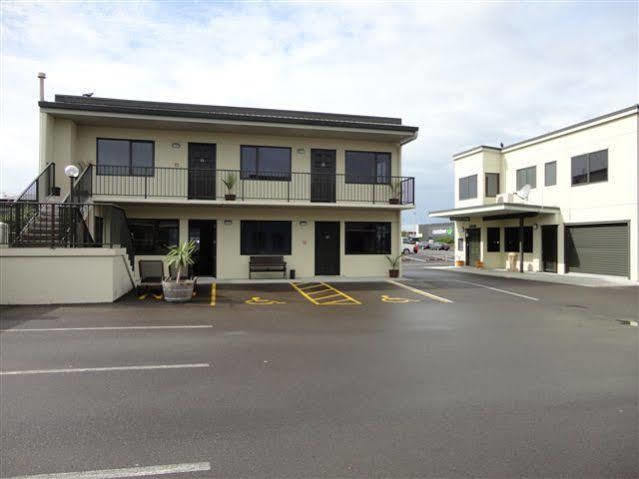 Asure Abode On Courtenay Motor Inn New Plymouth Buitenkant foto