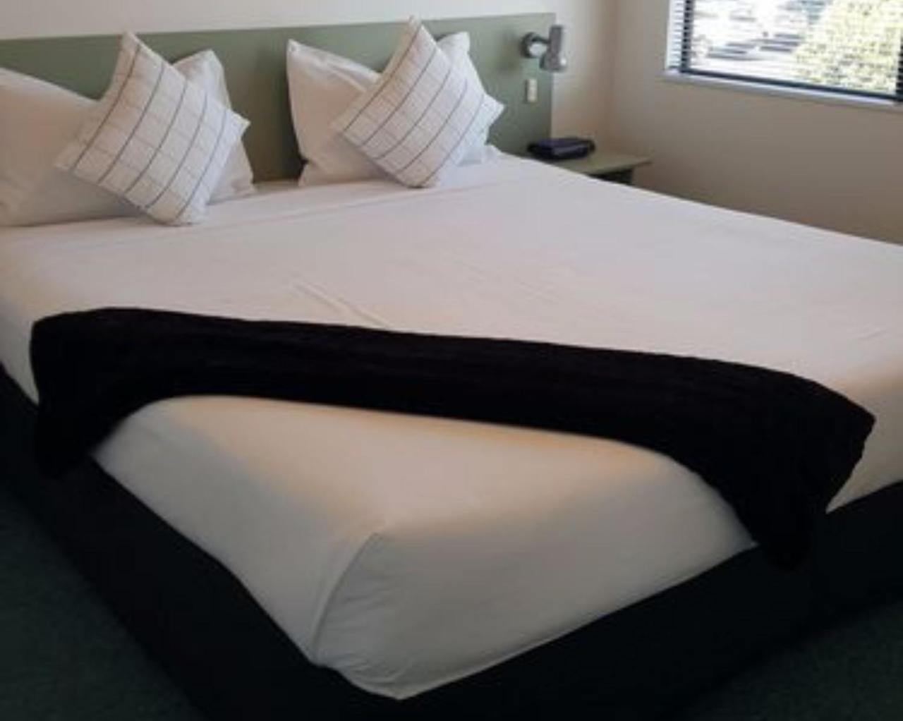 Asure Abode On Courtenay Motor Inn New Plymouth Buitenkant foto